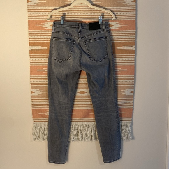 Lucky Brand Mid-Rise Ava Skinny Jean - Picture 5 of 9